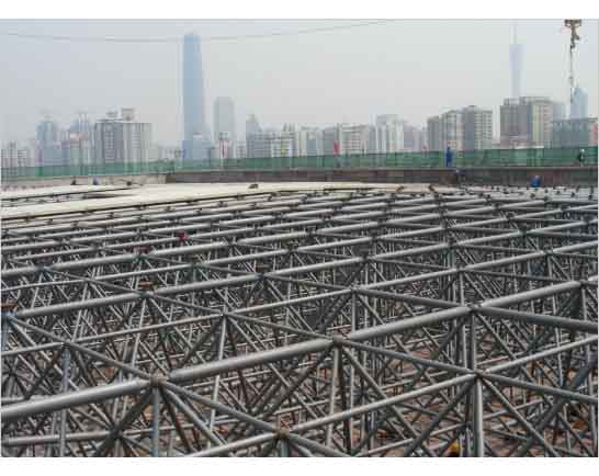太原新建铁路干线广州调度网架工程